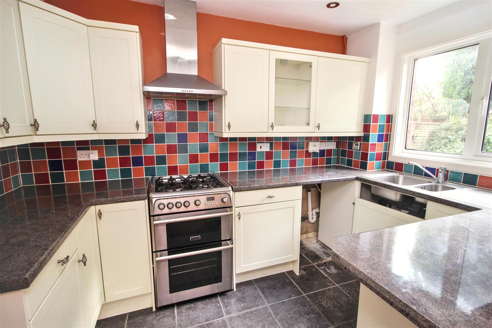 Bensgrove Close, Woodcote, Reading